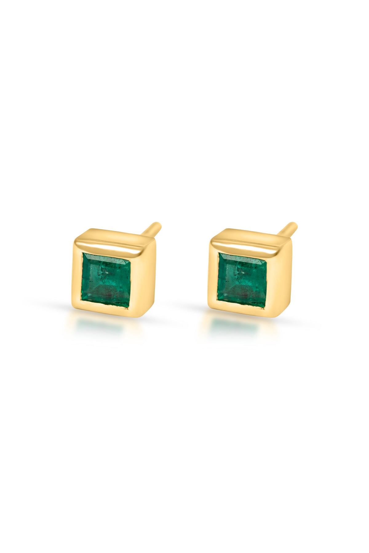 Alora Square Stud, Emerald in 18k yellow gold — Alexander Kade